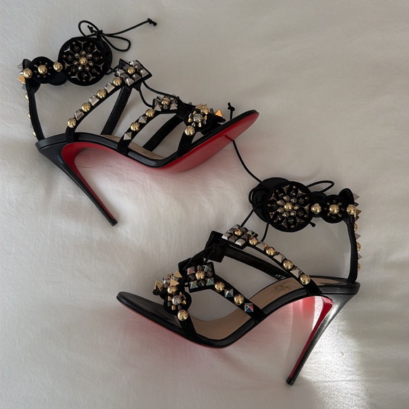 Christian Louboutin Kaleikita studded leather lace up sandals in black. - Picture 3 of 10